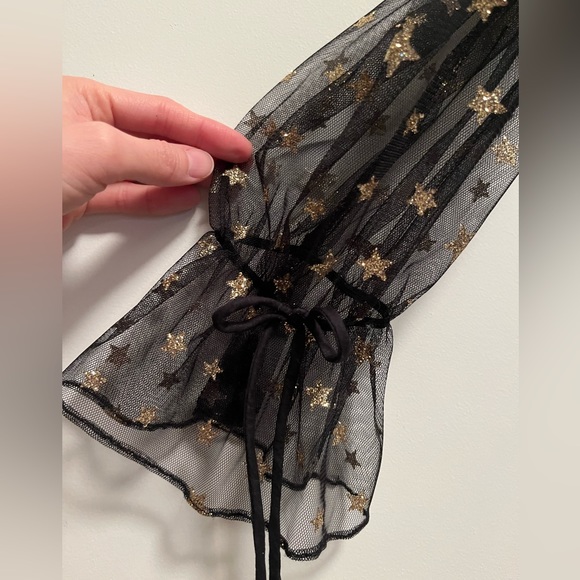 Molby the Label Goldie Dress in Gold Star print - Picture 4 of 6